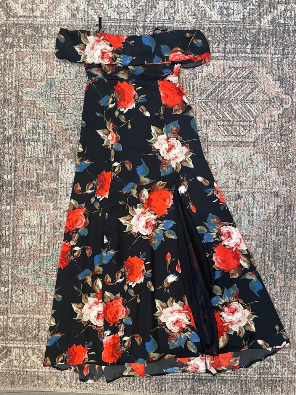 Lulu's Floral Off-Shoulder Maxi Dress Size Small - Picture 2 of 8